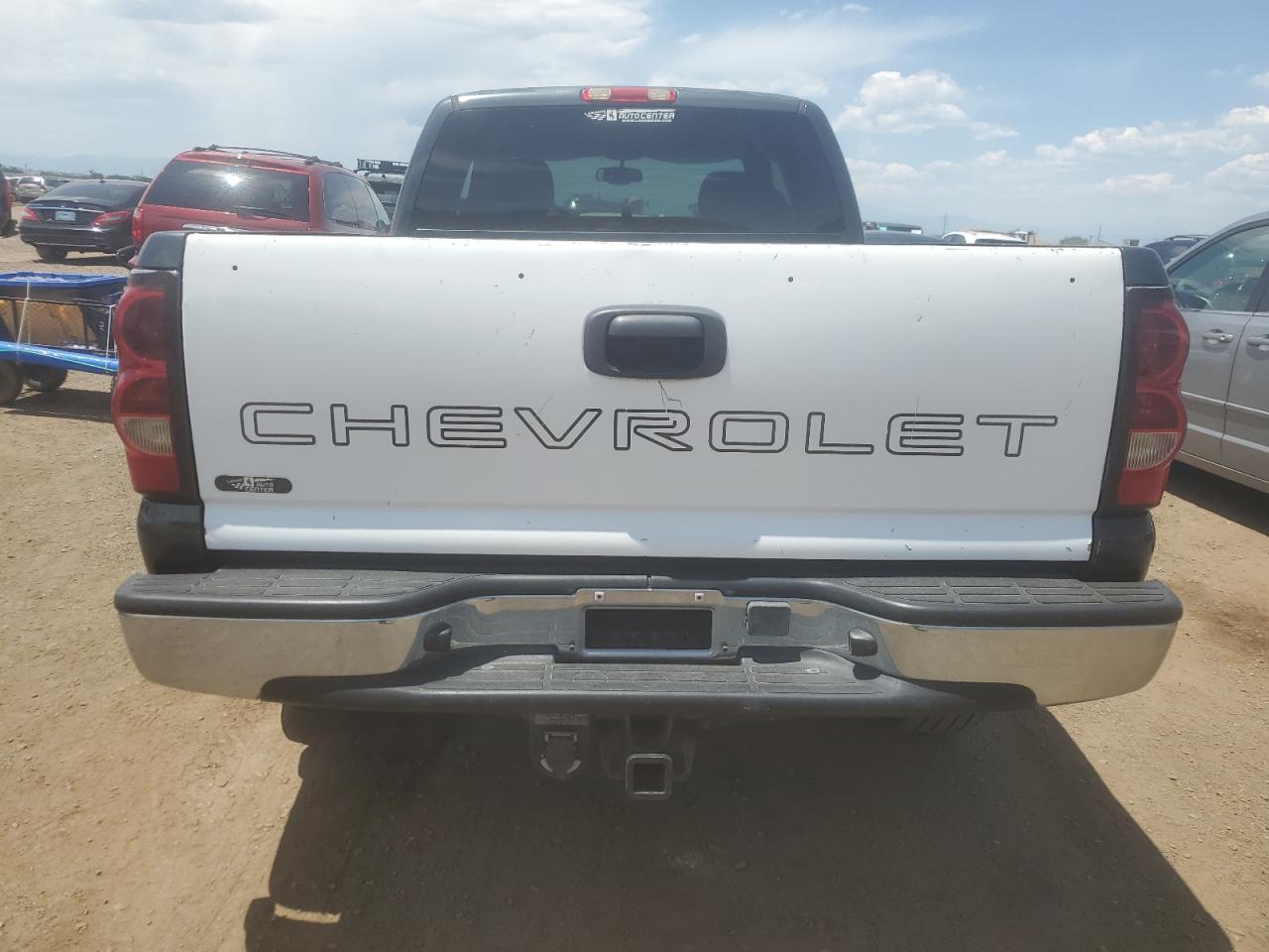 2004 Chevrolet Silverado K1500 VIN: 2GCEK19T941223943 Lot: 62719975