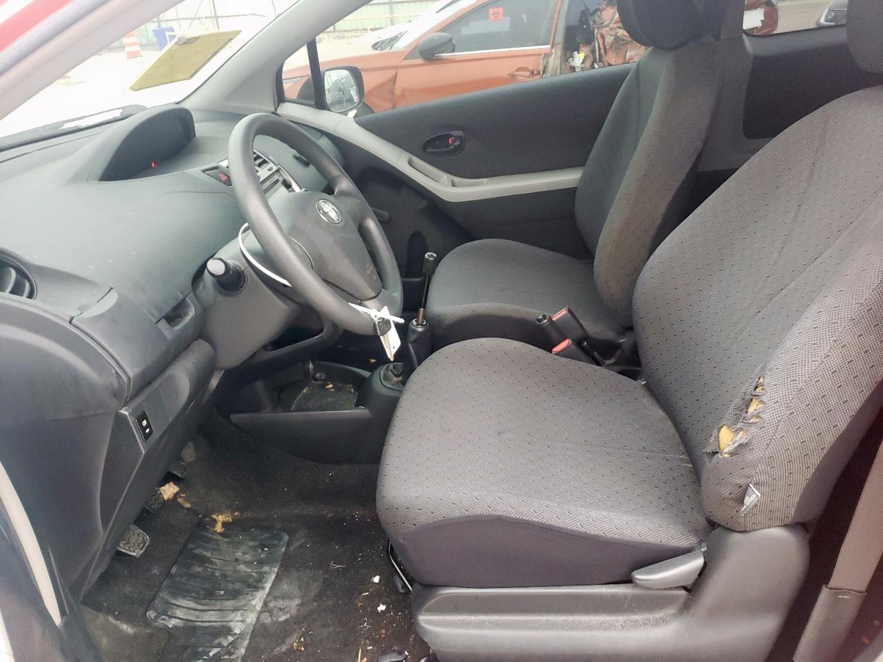 2009 Toyota Yaris VIN: JTDJT903495262243 Lot: 58841975
