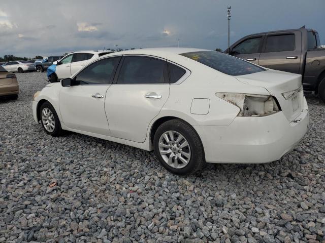 Sedans NISSAN ALTIMA 2013 Biały