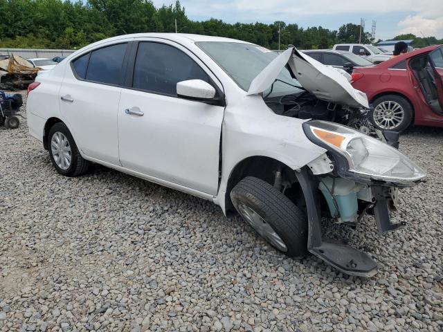  NISSAN VERSA 2017 Biały
