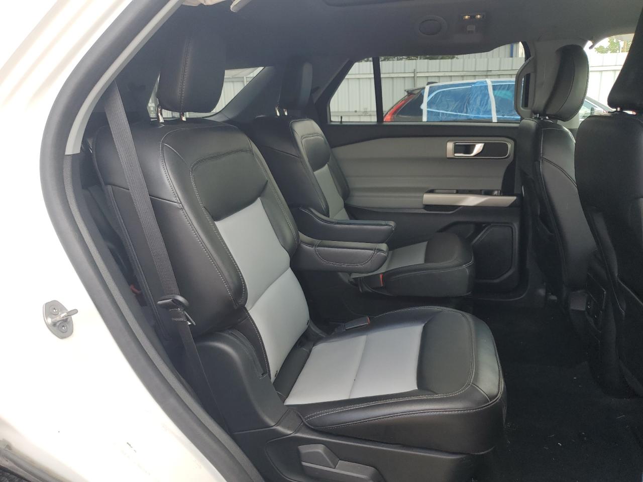 2022 Ford Explorer Xlt VIN: 1FMSK8DH2NGA75410 Lot: 62562265