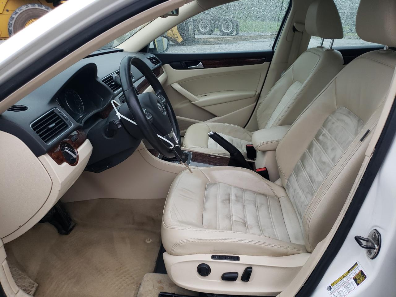 2012 Volkswagen Passat Sel VIN: 1VWCP7A35CC096184 Lot: 62847355