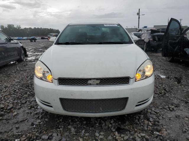 Sedans CHEVROLET IMPALA 2015 Biały