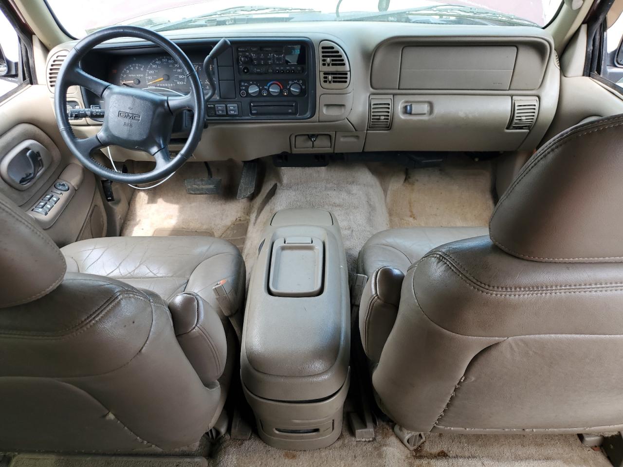1999 GMC Suburban K1500 VIN: 1GKFK16R3XJ761646 Lot: 60677465