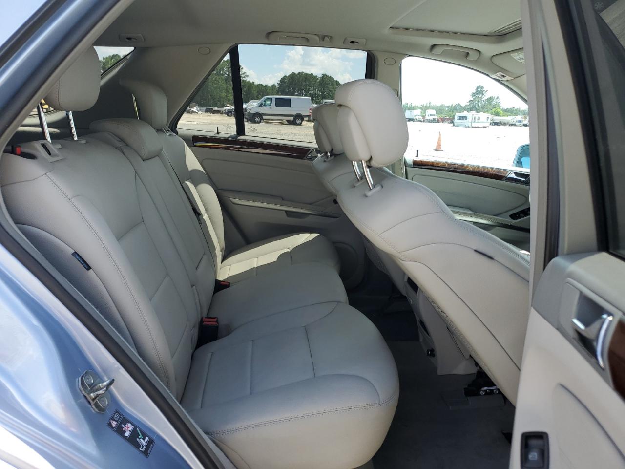 2011 Mercedes-Benz Ml 350 4Matic VIN: 4JGBB8GB8BA653807 Lot: 63074525