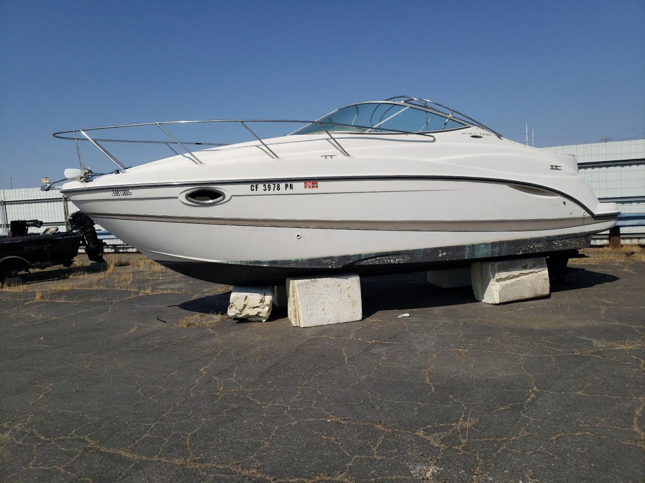 Sacramento, CA에서 판매 중인 2001 Maxum Boat - Minor Dent/Scratches