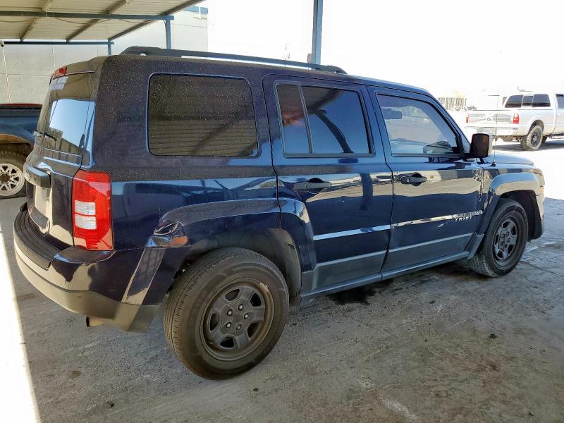  JEEP PATRIOT 2016 Granatowy