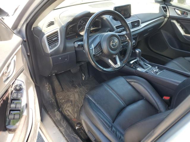  MAZDA 3 2017 Srebrny