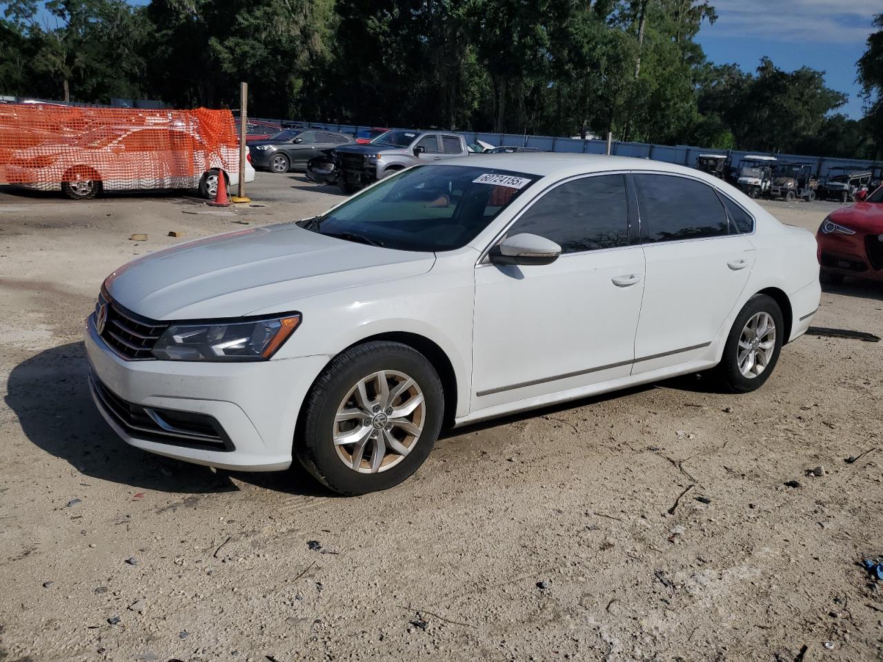 2017 Volkswagen Passat S за продажба в Ocala, FL - Rear End