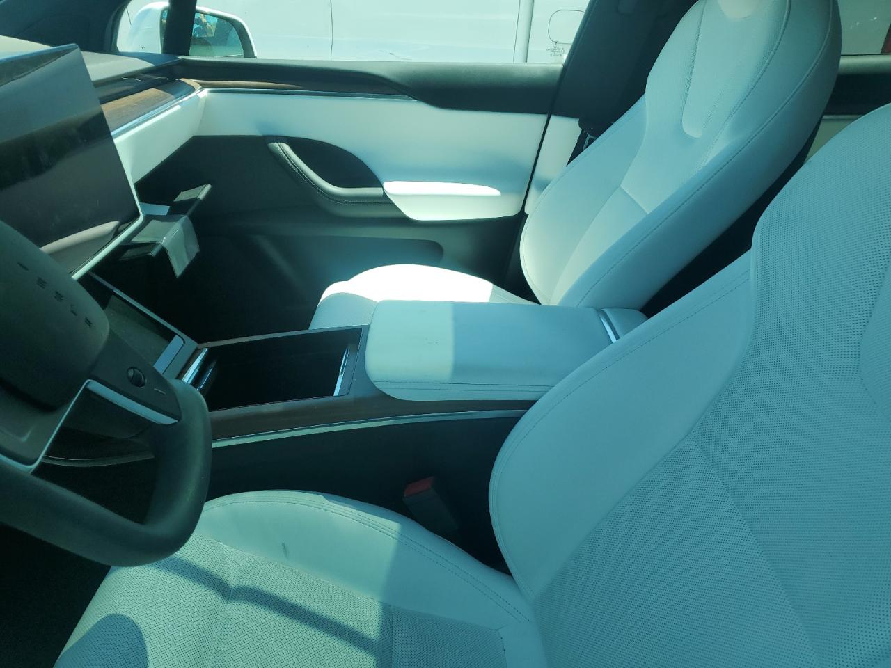 2023 Tesla Model X VIN: 7SAXCBE50PF366609 Lot: 63017265