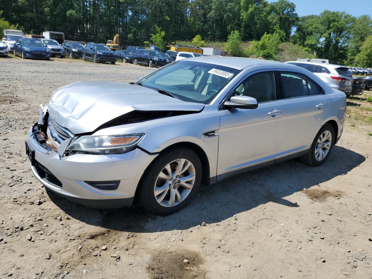 2011 Ford Taurus Sel zu verkaufen in North Billerica, MA - Front End
