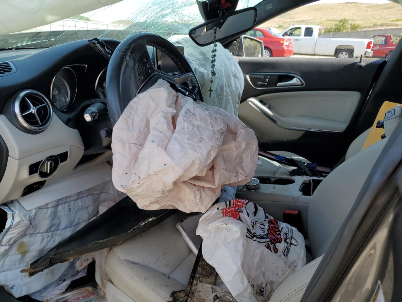 wddsj4eb9en155928 WDDSJ4EB9EN155928 2014 Mercedes-Benz Cla 250