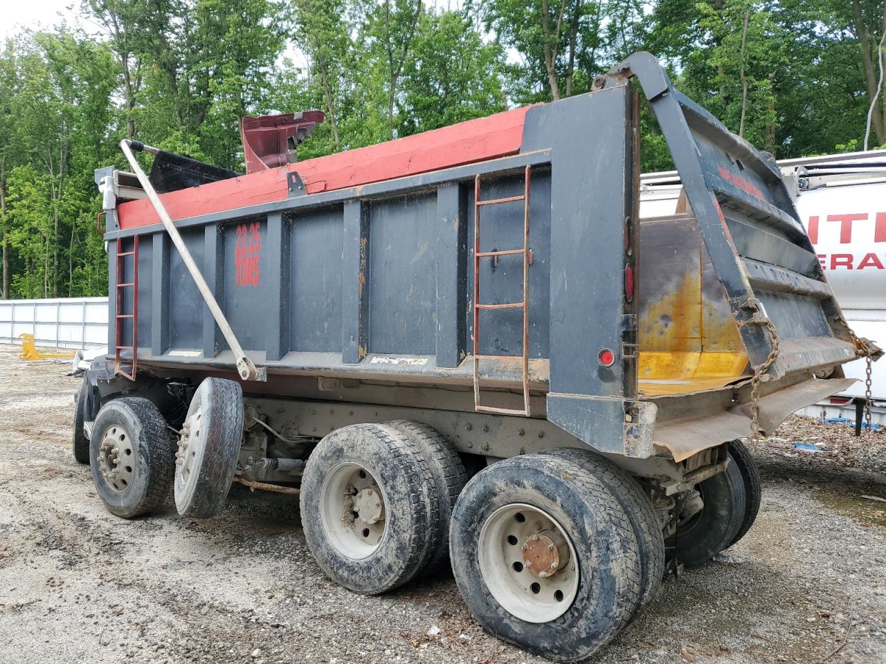 MACK ALL MODELS 1999 VIN 1M2AD09C2XW008352 photo 3