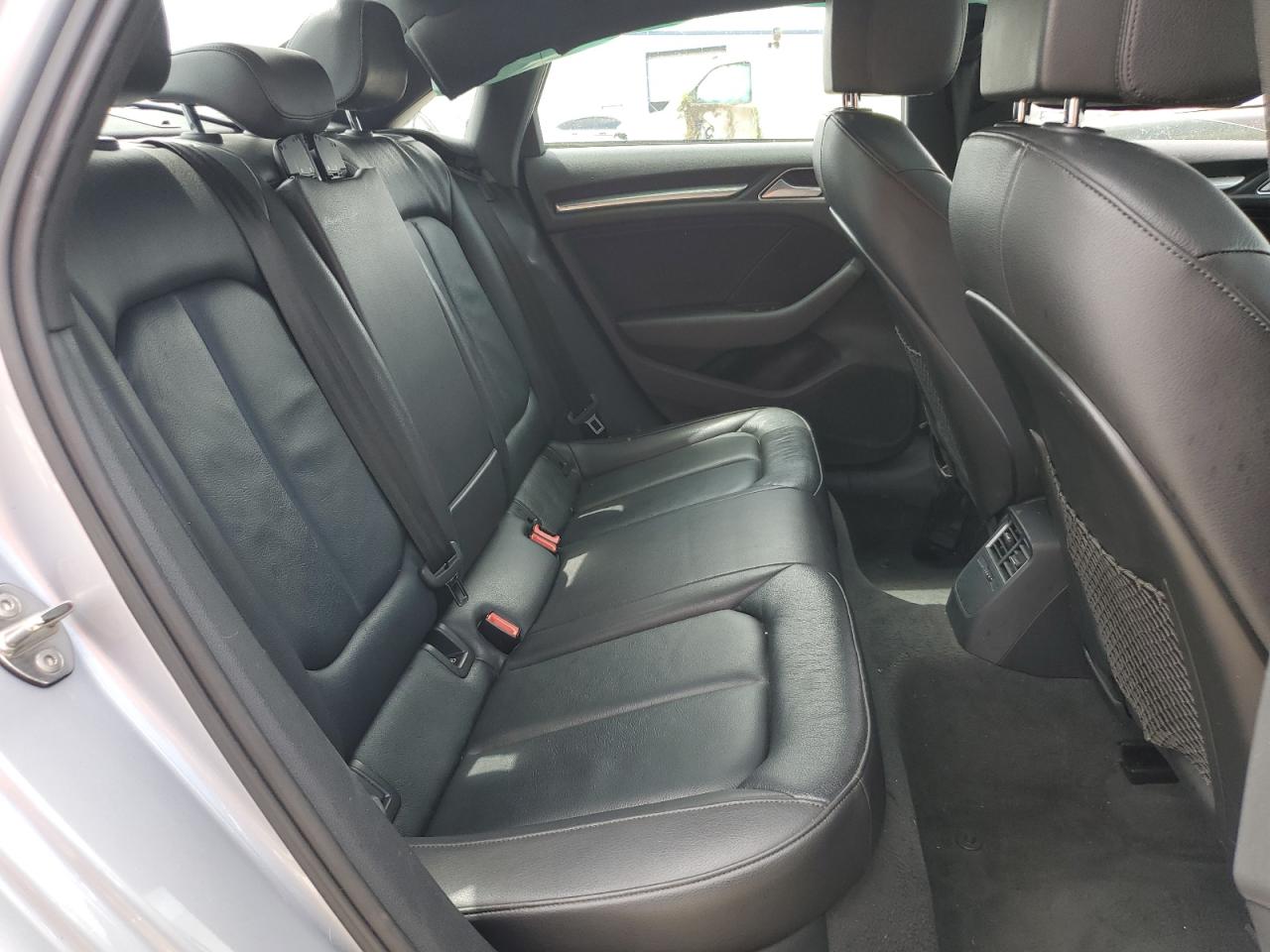 2017 Audi A3 Premium Plus VIN: WAUJ8GFF4H1071061 Lot: 60693995