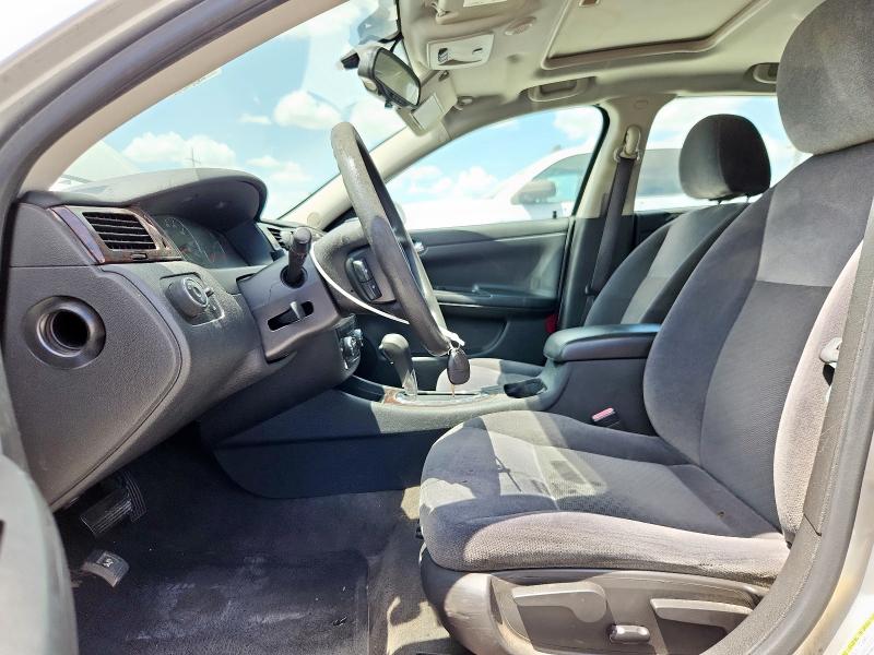  CHEVROLET IMPALA 2016 Silver