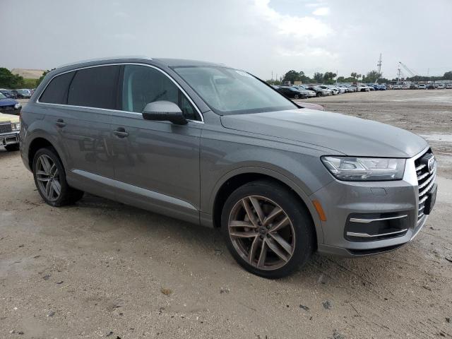 Parquets AUDI Q7 2017 Gray