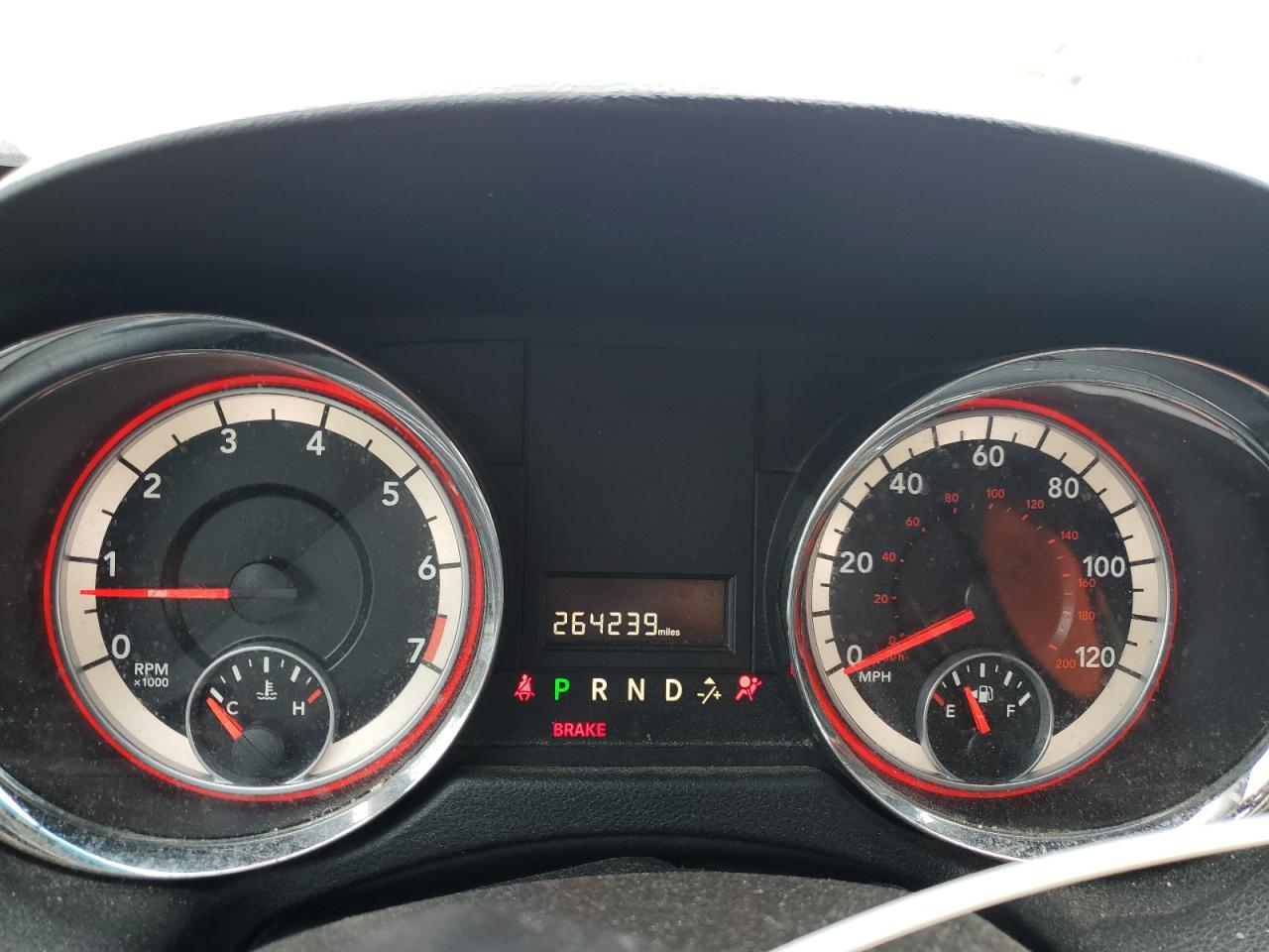 2014 Dodge Grand Caravan Sxt VIN: 2C4RDGCG5ER214153 Lot: 61232325