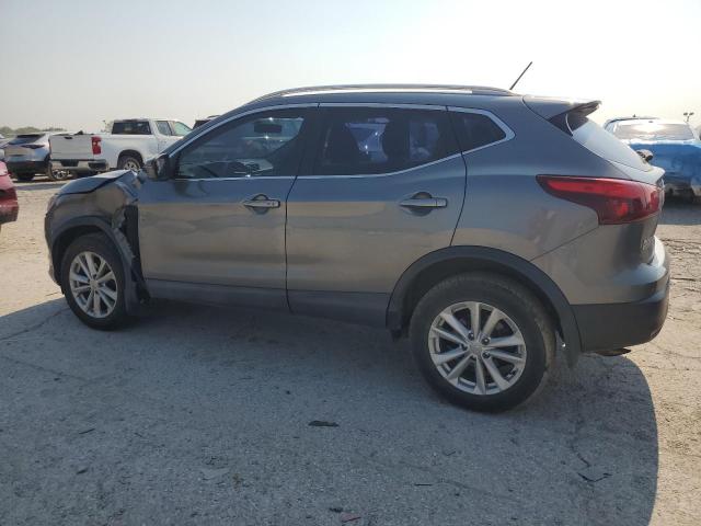  NISSAN ROGUE 2018 Серый