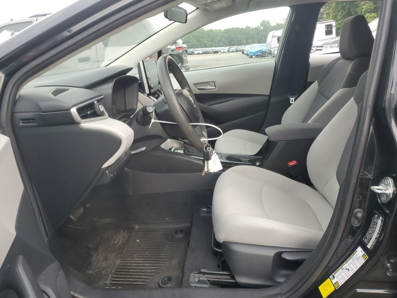 2020 Toyota Corolla Le VIN: 5YFEPRAE2LP010345 Lot: 62665185