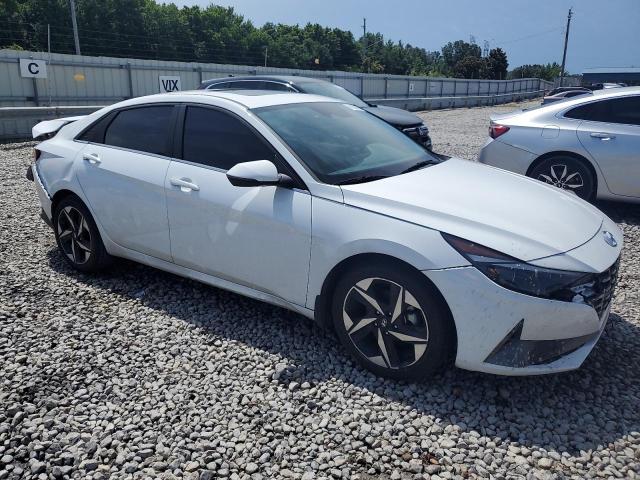  HYUNDAI ELANTRA 2023 Белы