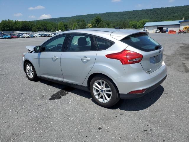 Hatchbacks FORD FOCUS 2015 Srebrny