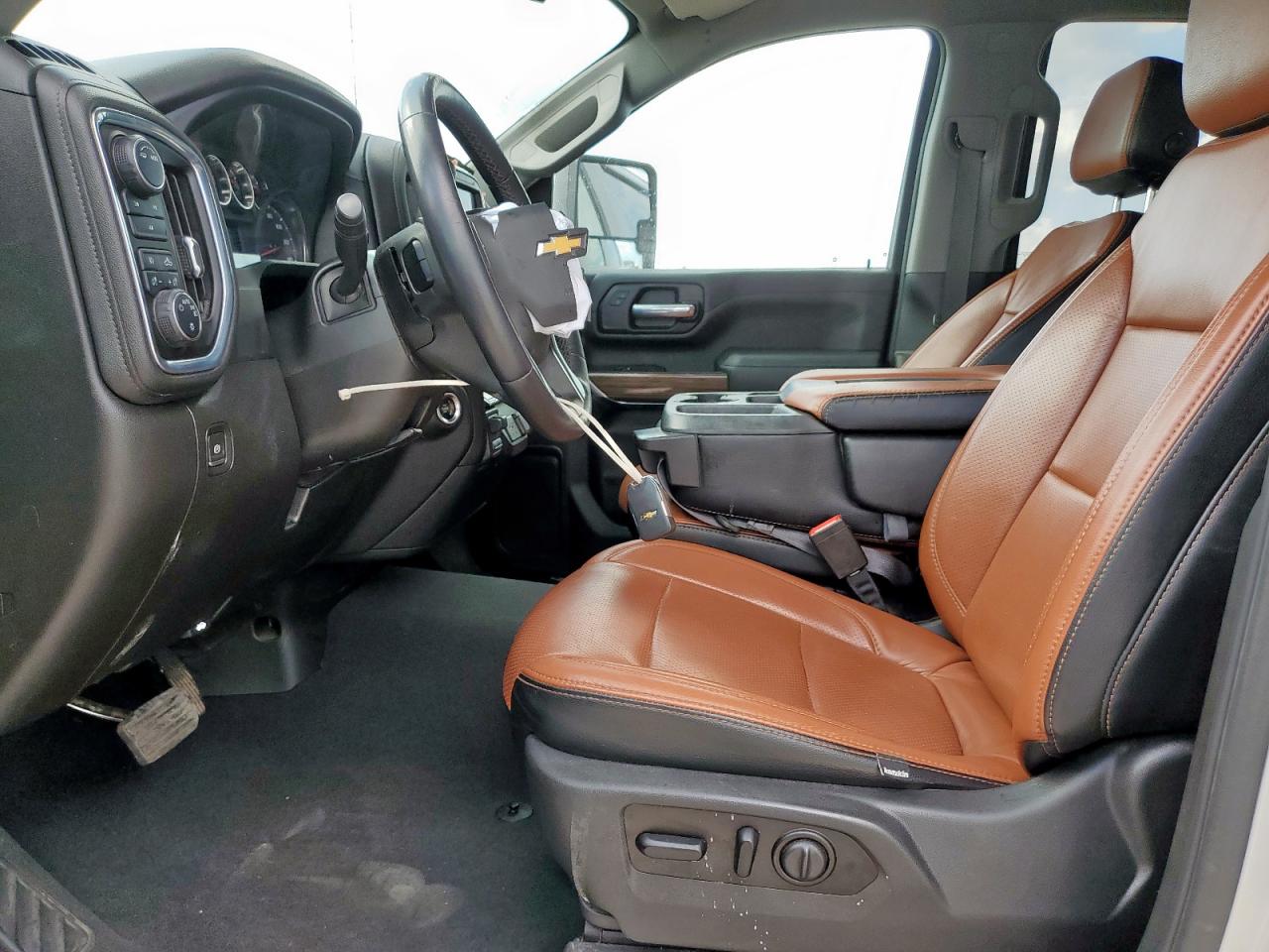 1GC4YNEYXMF311220 2021 Chevrolet Silverado K2500 Heavy Duty Lt