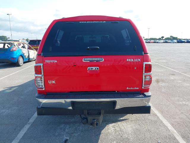 2015 TOYOTA HILUX INVI