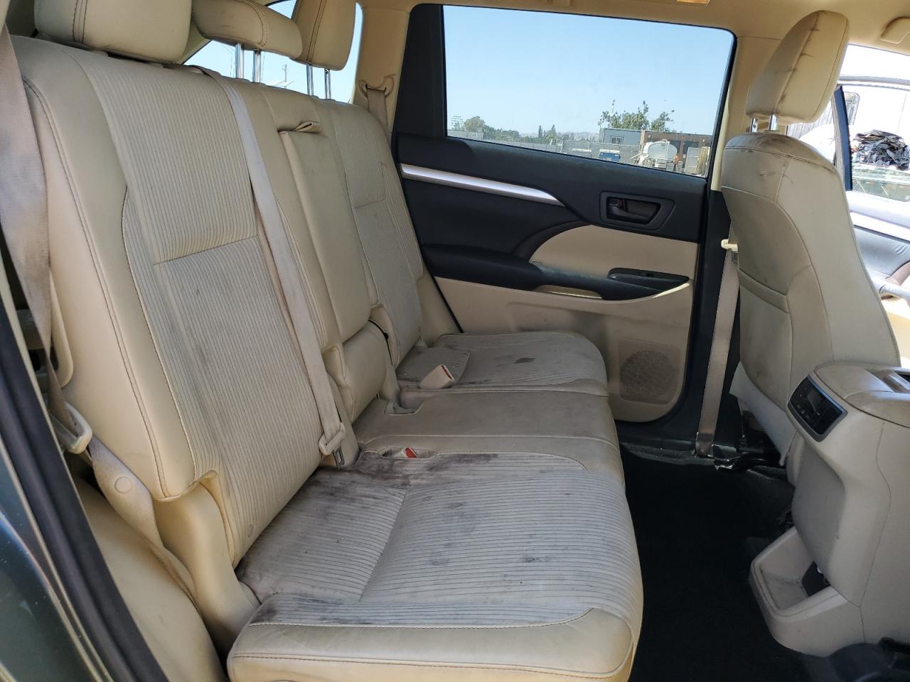 TOYOTA HIGHLANDER 2015 VIN 5TDBKRFHXFS103274 фото 11