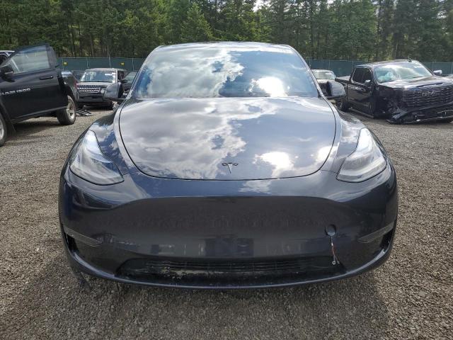  TESLA MODEL Y 2024 Szary
