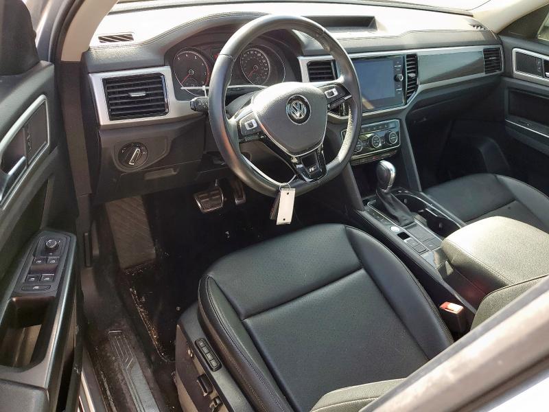  VOLKSWAGEN ATLAS 2018 Серебристый