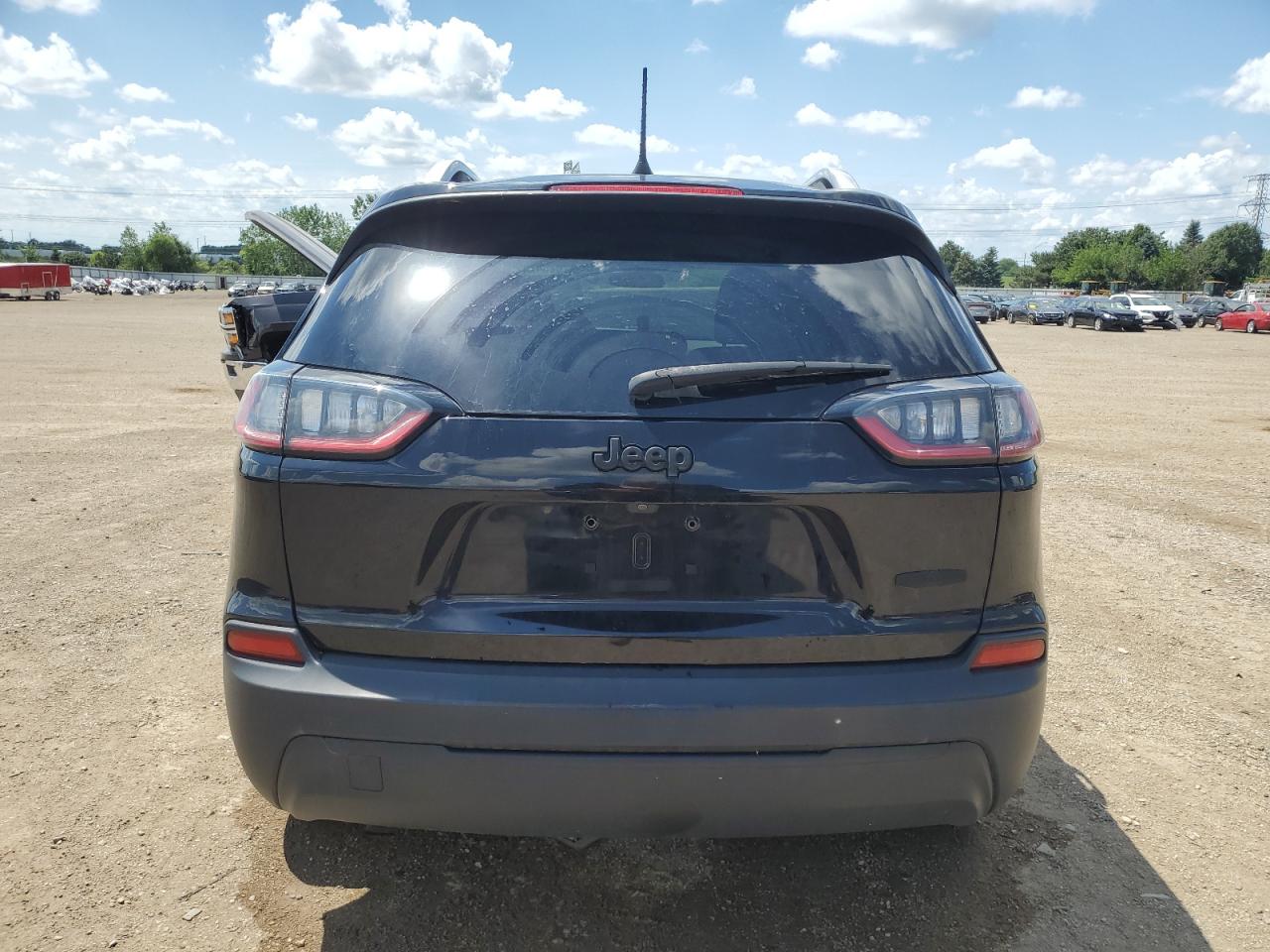 2019 Jeep Cherokee Latitude VIN: 1C4PJLCB2KD223162 Lot: 62542425