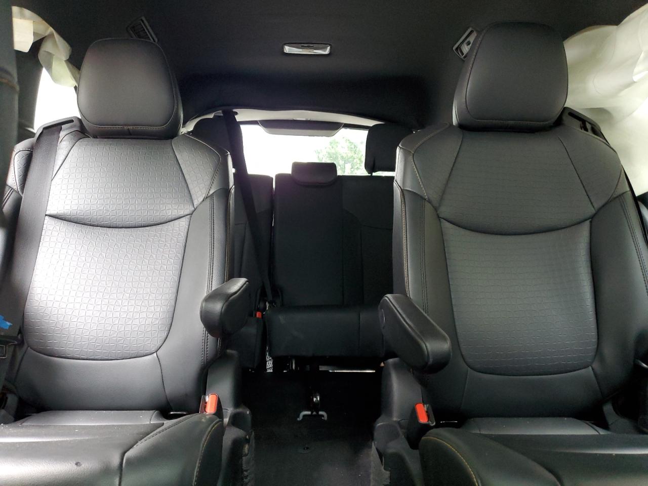 2022 Toyota Sienna Xle VIN: 5TDASKFC6NS057884 Lot: 61139375