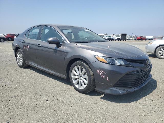  TOYOTA CAMRY 2018 Серый