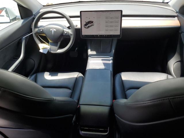 TESLA MODEL Y 2021 Білий