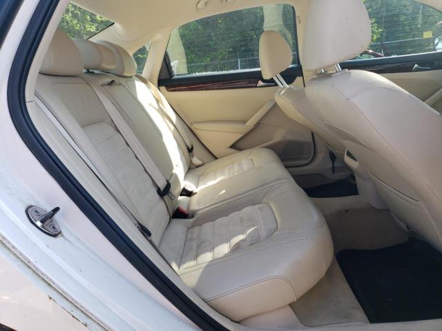 2013 VOLKSWAGEN PASSAT SEL  