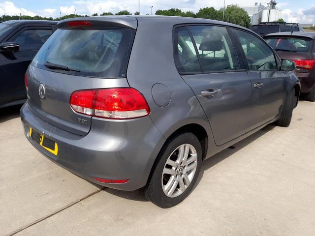 2009 VOLKSWAGEN GOLF SE TD