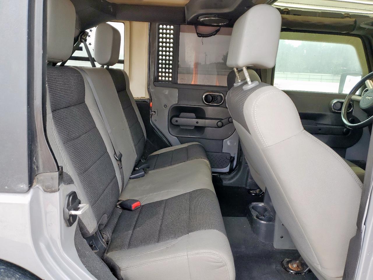 2007 Jeep Wrangler X VIN: 1J4GA39147L171796 Lot: 59180745