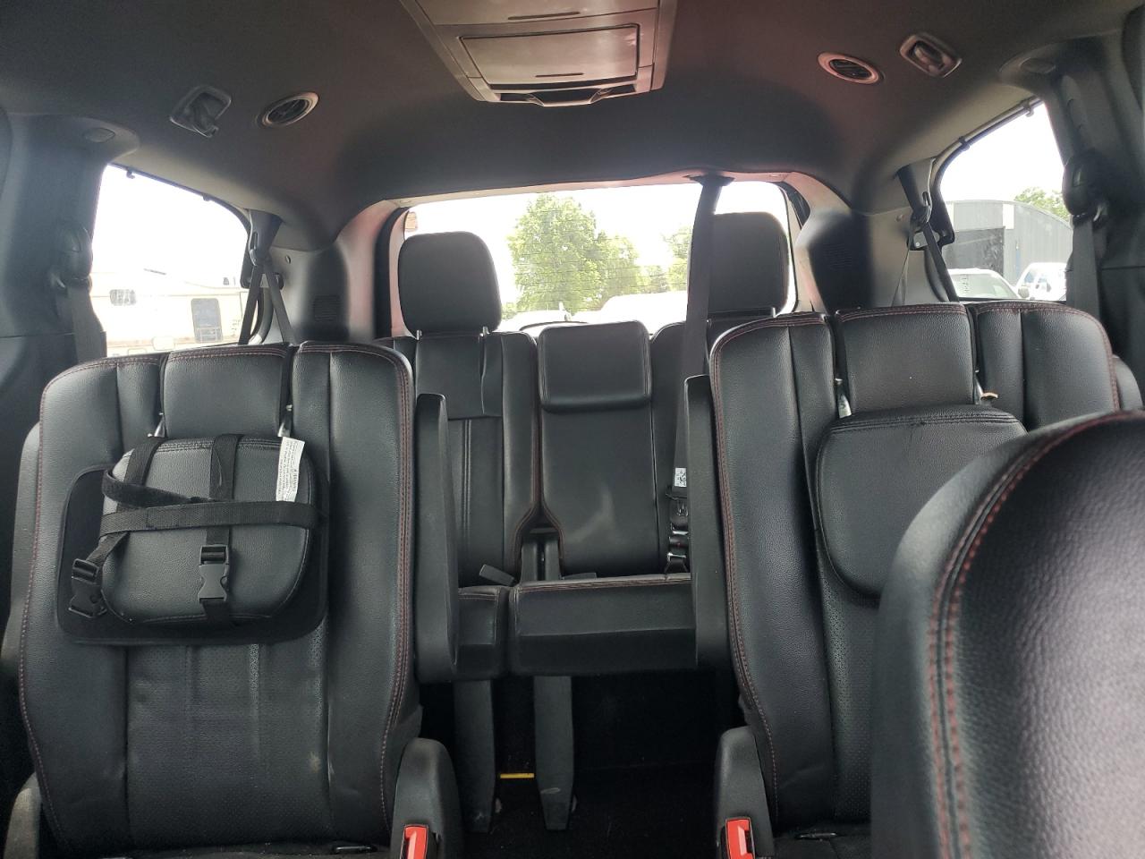 2015 Dodge Grand Caravan R/T VIN: 2C4RDGEGXFR643805 Lot: 63007555