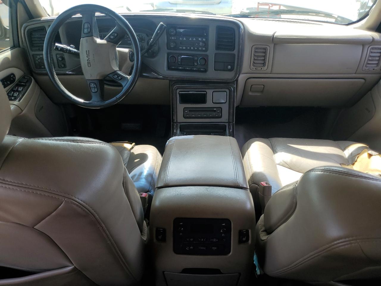 2004 GMC Yukon Denali VIN: 1GKEK63U04J325415 Lot: 61357195