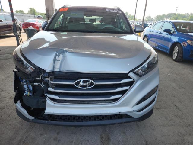  HYUNDAI TUCSON 2018 Srebrny