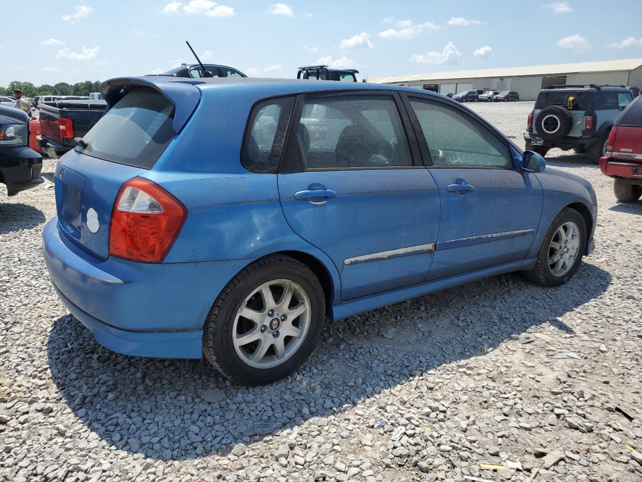 2005 Kia Spectra5 blue null gas KNAFE161455084249 photo #4