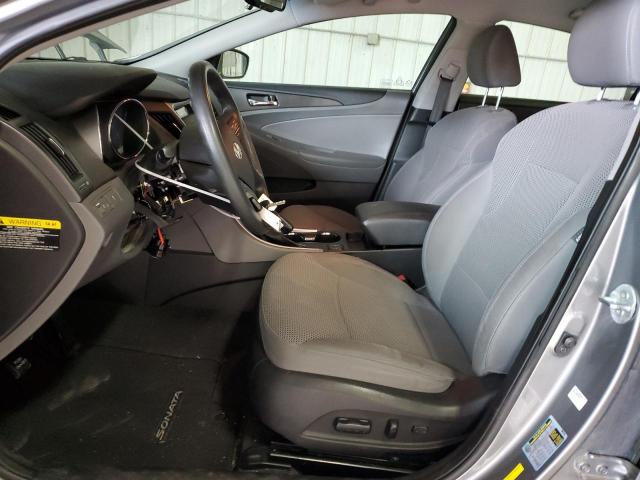  HYUNDAI SONATA 2013 Серебристый