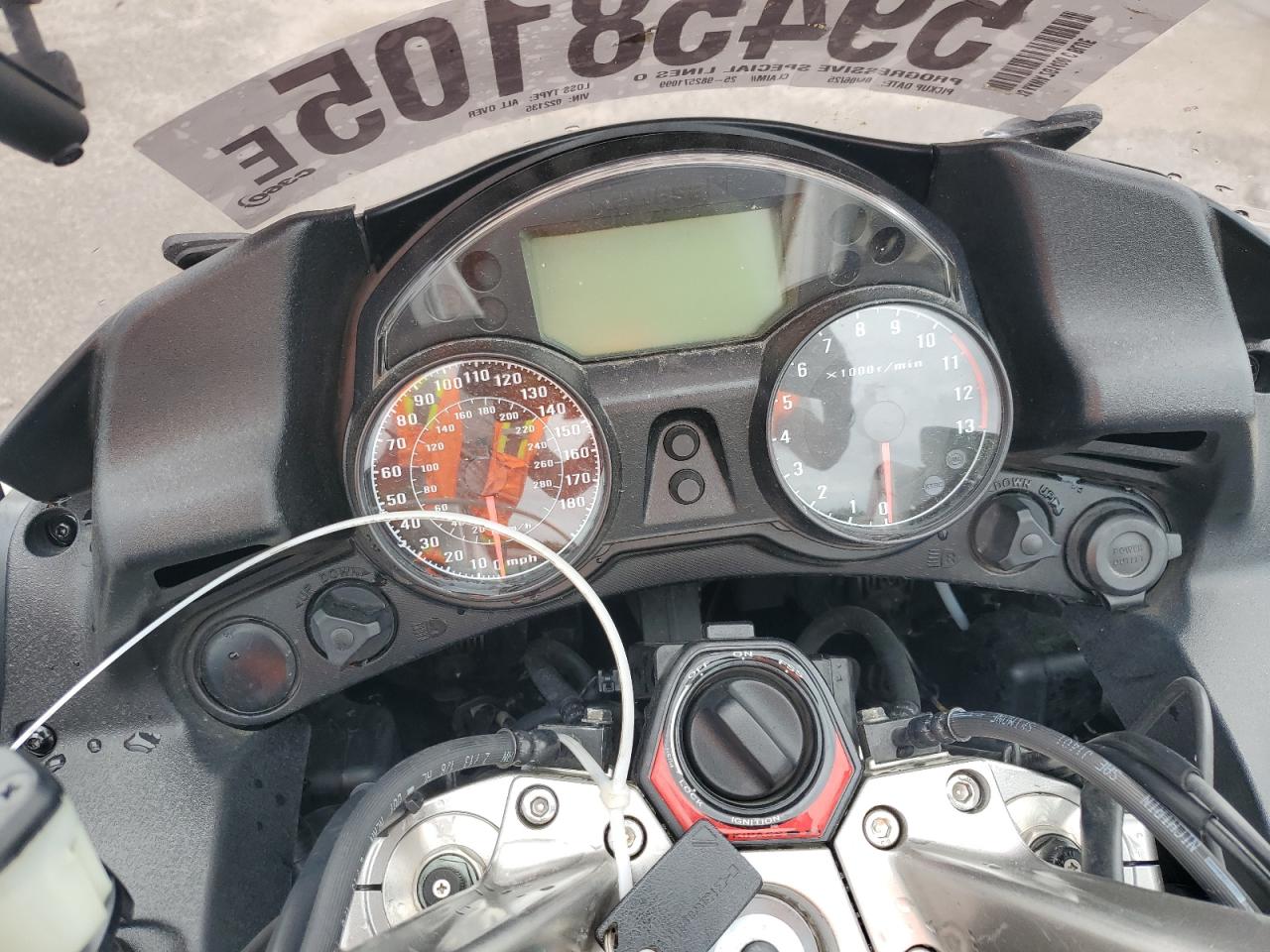 jkbzgnc17da022135 JKBZGNC17DA022135 2013 Kawasaki Zg1400 C