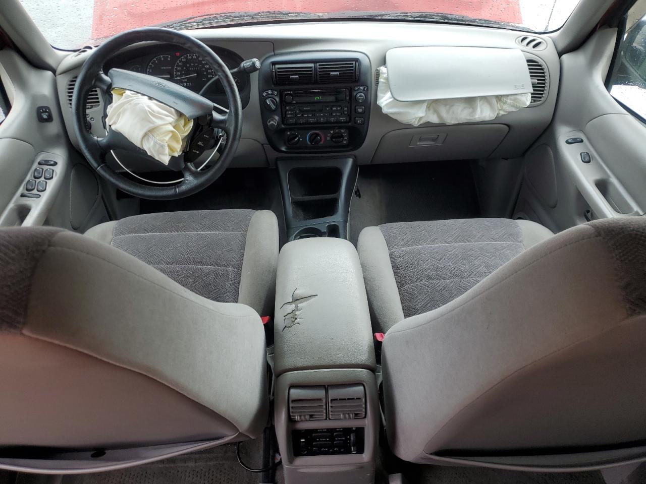 2000 Ford Explorer Xlt VIN: 1FMZU73E3YUB16272 Lot: 59479125