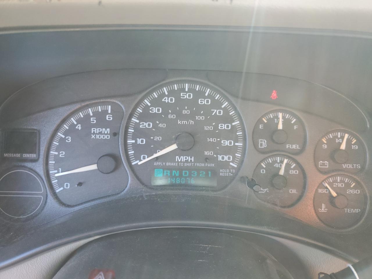 2002 GMC Yukon VIN: 1GKEC13T52R146938 Lot: 63036825