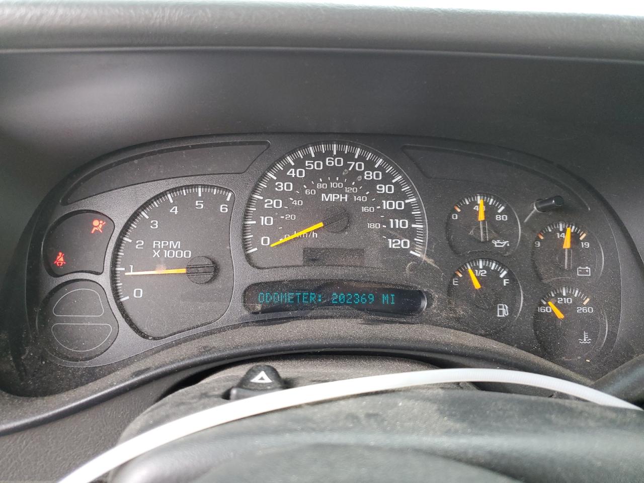 2005 Chevrolet Tahoe K1500 VIN: 1GNEK13Z75R271146 Lot: 61436565