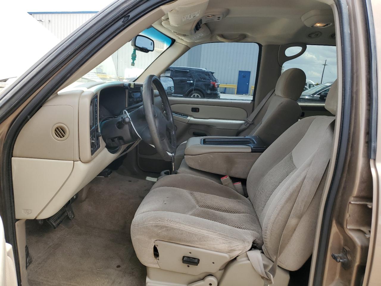 2003 Chevrolet Tahoe K1500 VIN: 1GNEK13Z83R235141 Lot: 62197445