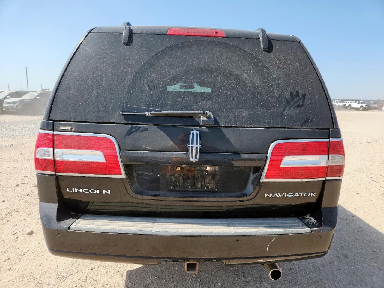 2011 Lincoln Navigator VIN: 5LMJJ2H54BEJ10058 Lot: 61057815
