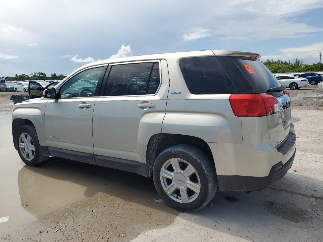 GMC TERRAIN 2014 VIN 2GKALMEK3E6239316 photo 2