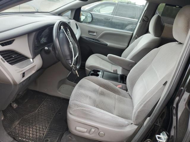 2018 TOYOTA SIENNA LE